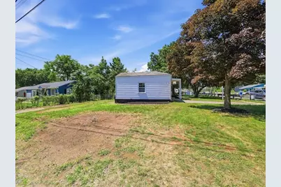 535 Prospect St, Chicopee, MA 01020 - Photo 28
