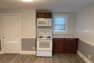 490 Eastern Ave, Lynn, MA 01902 - Photo 12
