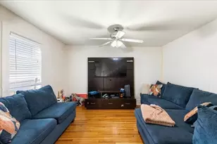 27 Houston Pl, Lynn, MA 01905 - Photo 6