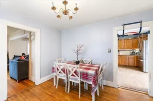 27 Houston Pl, Lynn, MA 01905 - Photo 10
