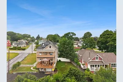 2118 Riverside Ave, Somerset, MA 02726 - Photo 4