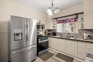 2118 Riverside Ave, Somerset, MA 02726 - Photo 12