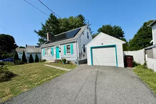25 Breede Terrace, Dedham, MA 02026 - Photo 2