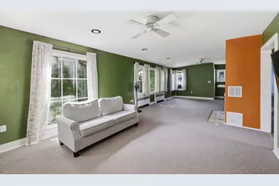 5 1st Ave, Ware, MA 01082 - Photo 8