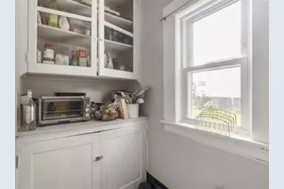 357 K St #1, Boston, MA 02127 - Photo 6