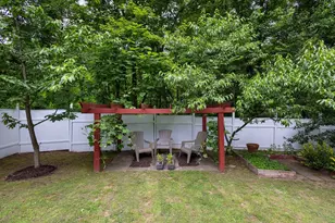 94 West St, Medway, MA 02053 - Photo 34