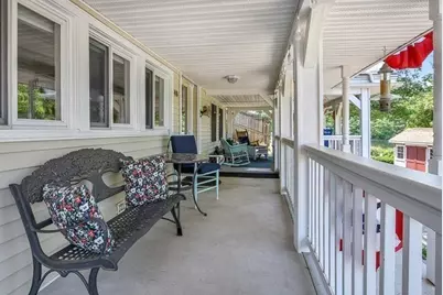 49 Lakeview Ave, Bellingham, MA 02019 - Photo 4
