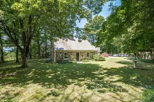 18 Plum Tree Rd, Amherst, MA 01002 - Photo 32