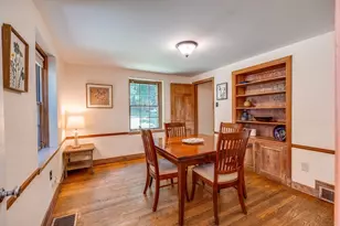 18 Plum Tree Rd, Amherst, MA 01002 - Photo 8