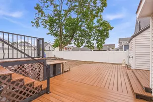 20 Bell St, Quincy, MA 02169 - Photo 32