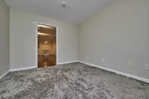 318 Rindge Ave, Cambridge, MA 02140 - Photo 18