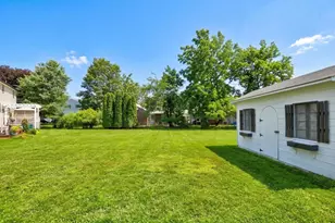 2 Keith Cir, Woburn, MA 01801 - Photo 38