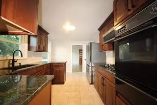 14 Wesley, Dracut, MA 01826 - Photo 6