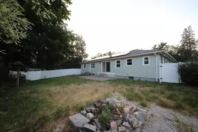 14 Wesley St, Dracut, MA 01826 - Photo 2