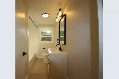 14 Wesley St, Dracut, MA 01826 - Photo 20