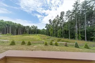 11 Winslow Ln, Grafton, MA 01536 - Photo 2