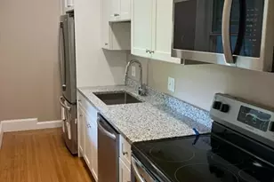 51 Mt Vernon, Melrose, MA 02176 - Photo 4