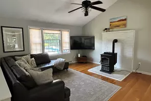 75 Pearson Dr, Newbury, MA 01922 - Photo 2