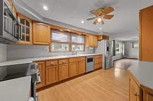 35 Lackey St, Haverhill, MA 01830 - Photo 6