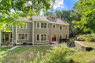 32 Perry Ln, Weston, MA 02493 - Photo 2