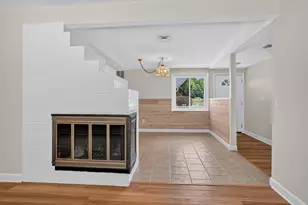 6 Donna St, Peabody, MA 01960 - Photo 8