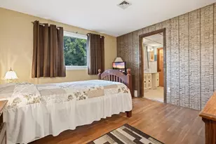 45 Bradford Rd, Peabody, MA 01960 - Photo 24