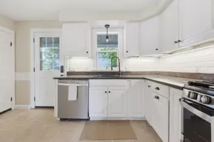 136 Prospect St, Marlborough, MA 01752 - Photo 14