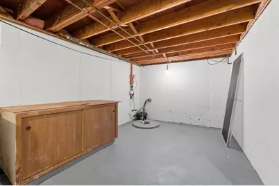 8 Helena Street, Ludlow, MA 01056 - Photo 32
