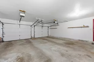 8 Helena St, Ludlow, MA 01056 - Photo 34