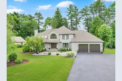 56 Cardinal Ln, Westfield, MA 01085 - Photo 2