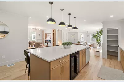 62 Summit Avenue, Sharon, MA 02067 - Photo 4