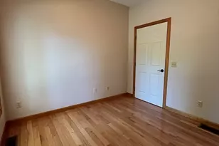 20 Gaspee St, Chicopee, MA 01013 - Photo 20