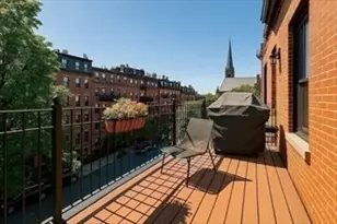 142 W Concord St, Boston, MA 02118 - Photo 16