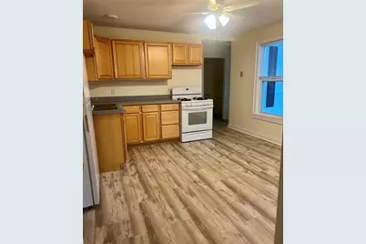 282 Main St #2E, Spencer, MA 01562 - Photo 2