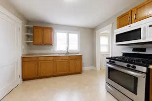 18 Prospect St, Watertown, MA 02472 - Photo 2