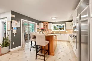 192 Captain Eames Cir, Ashland, MA 01721 - Photo 6