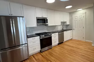 109 Magoun Ave, Medford, MA 02155 - Photo 4