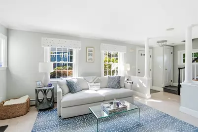10 Independence Ln, Hingham, MA 02043 - Photo 4