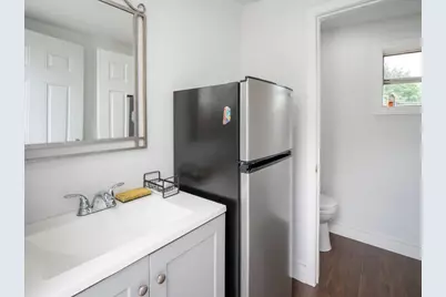 81 Cross St, Malden, MA 02148 - Photo 40