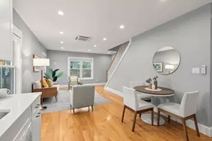 15 Ashland St, Boston, MA 02122 - Photo 4