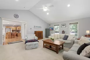 32 Field Rd, Medway, MA 02053 - Photo 12
