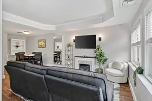 26 School St, Hull, MA 02045 - Photo 6