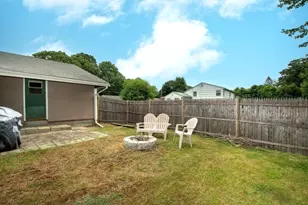 18 Oakwood Dr, Randolph, MA 02368 - Photo 26