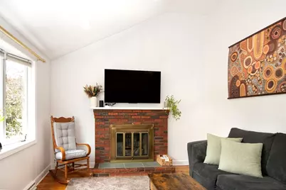 18 Oakwood Dr, Randolph, MA 02368 - Photo 6