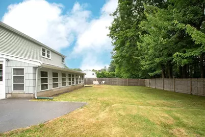 18 Oakwood Dr, Randolph, MA 02368 - Photo 30