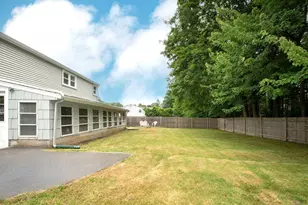 18 Oakwood Dr, Randolph, MA 02368 - Photo 30