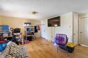 271 Humphrey St, Lowell, MA 01850 - Photo 6