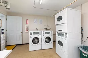 271 Humphrey St, Lowell, MA 01850 - Photo 14