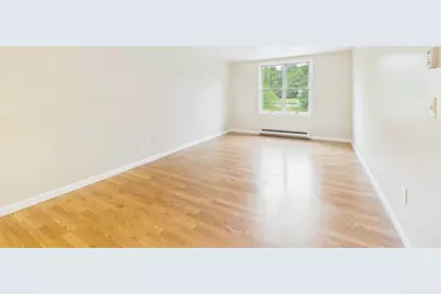 8 Meadowbrook Ct #8, Oxford, MA 01540 - Photo 6