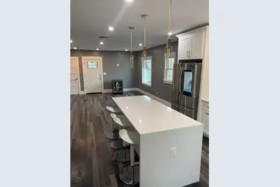 19 Harrison St #2, Boston, MA 02446 - Photo 4